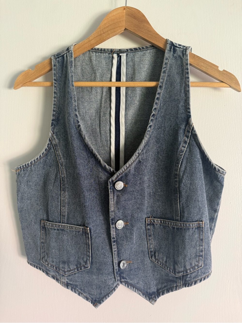 Vintage-Inspired Denim Button Vest in Washed Blue